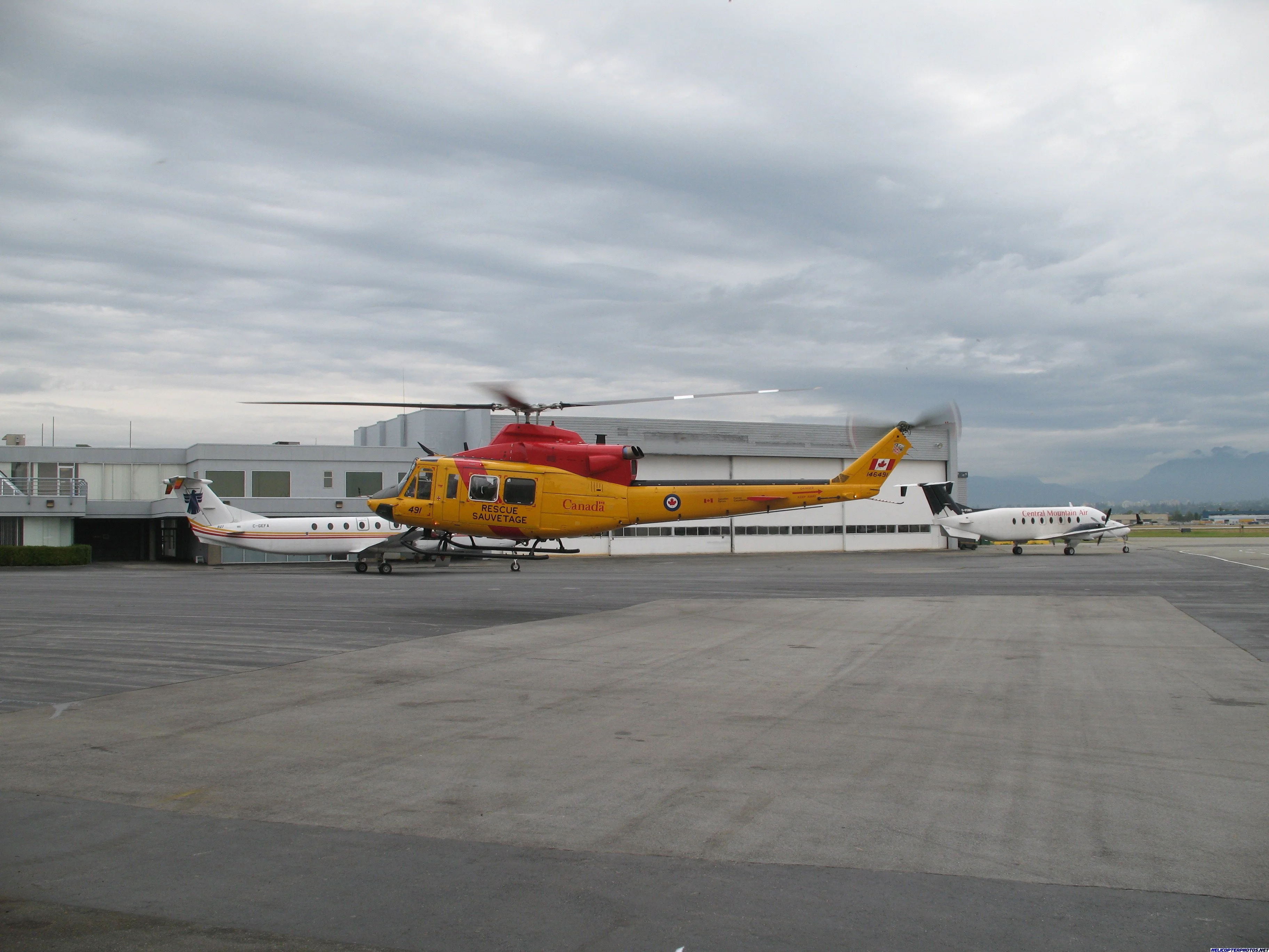 Bell 412 (13).webp