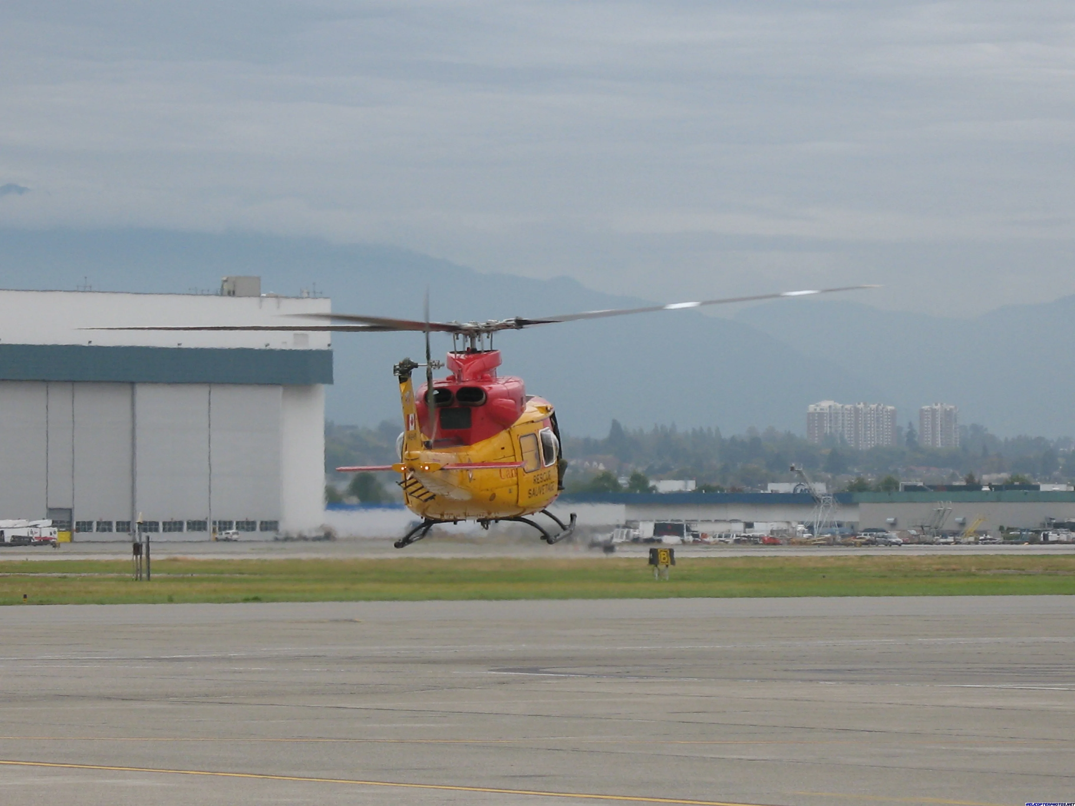 Bell 412 (17).webp